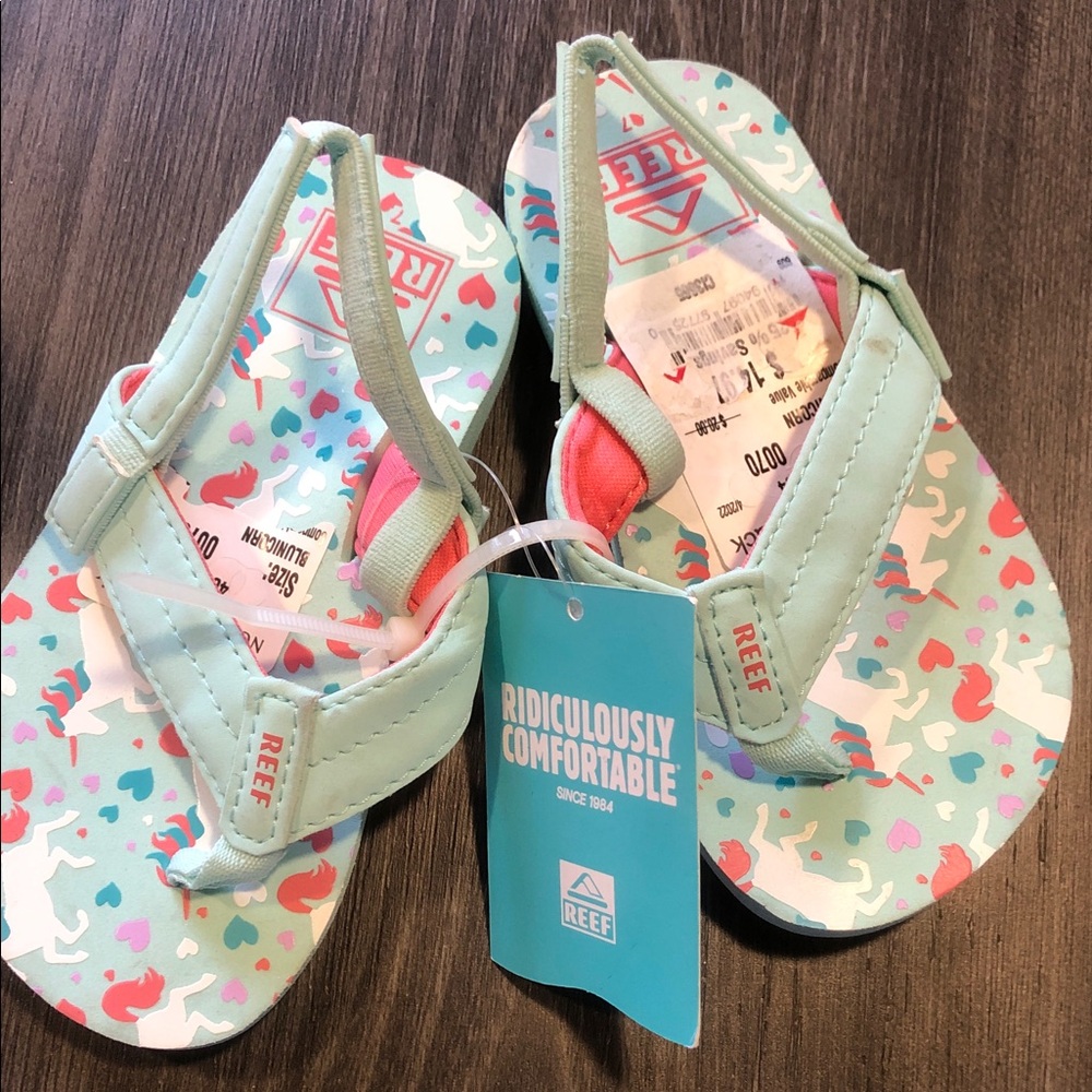 Reef Kids Mint and Pink Heart-Print Flip Flops